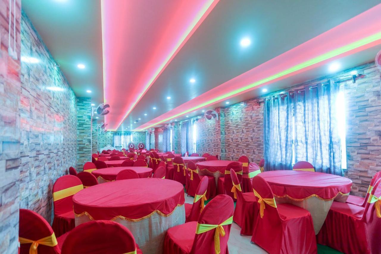 Oyo 60771 New Puri Hotel Bagian luar foto
